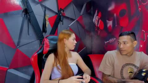 Hana and Zeta online show from 12-02-25, 12:21