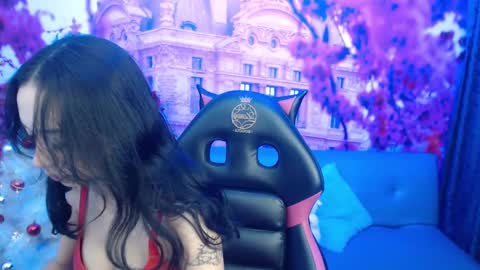 Hanaku  online show from 12-12-24, 02:22