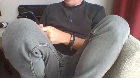 Snapshot of hand_ball_32 chatting on 02-19-25, 11:06 hand_ball_32 online show from 02-19-25, 11:06