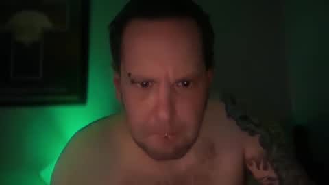 hand_banana_420 online show from 10-07-25, 03:04