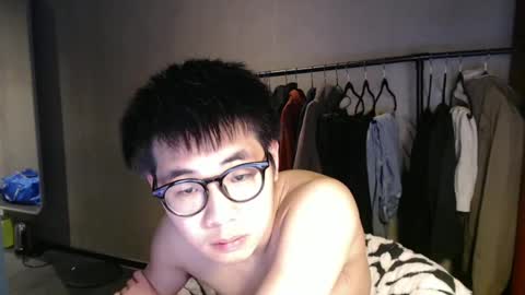 handsome_mannn online show from 02-16-25, 06:21