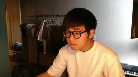 handsome_mannn online show from 10-03-25, 02:03