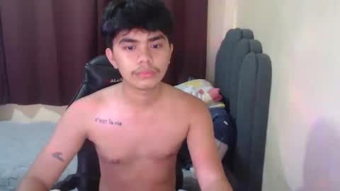 Snapshot of handsome_vanana chatting on 10-22-25, 06:35 handsome_vanana online show from 10-22-25, 06:35