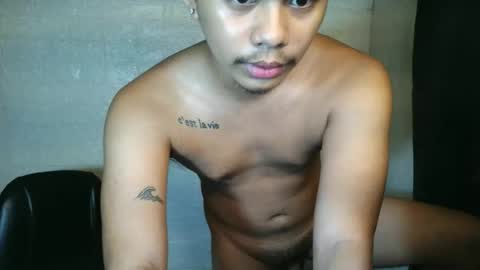 Snapshot of handsome_vanana chatting on 02-26-26, 07:29 handsome_vanana online show from 02-26-26, 07:29