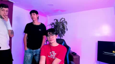 leonardfarrucknick and otis online show from 09-20-25, 01:39