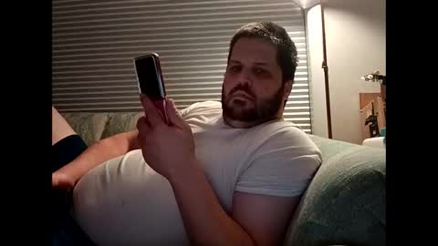 handsomedaddy198923 online show from 10-18-25, 07:20