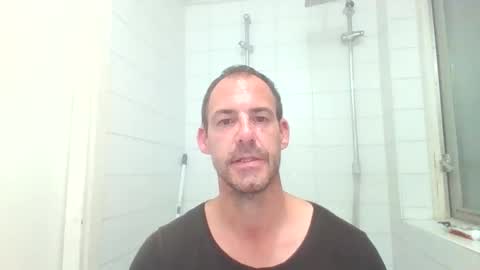 handsomeguy4ever online show from 09-25-25, 08:45