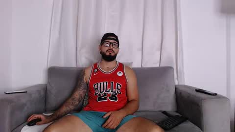 Handsomen online show from 04-07-26, 02:23