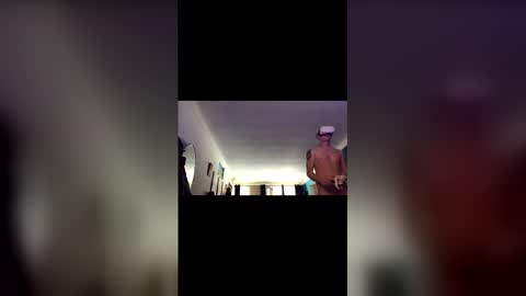 handsomerob42 online show from 11-28-25, 07:05