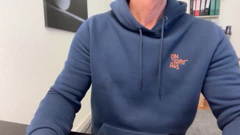 hanky online show from 12-19-25, 09:27