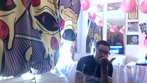 Snapshot of hankrams chatting on 09-21-25, 06:53 hank rams online show from 09-21-25, 06:53