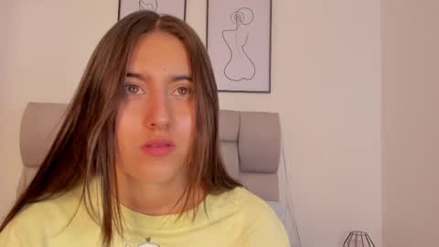 hanna__evans_ online show from 09-09-25, 12:15