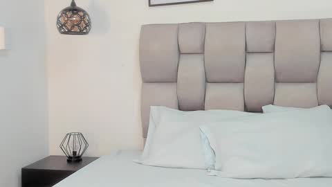 hanna__evans_ online show from 10-03-25, 12:24