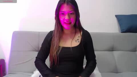 Snapshot of hanna__jones7 chatting on 12-19-25, 12:39 Hanna online show from 12-19-25, 12:39