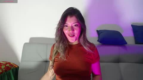 Snapshot of hanna__jones7 chatting on 12-23-25, 12:08 Hanna online show from 12-23-25, 12:08