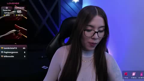 Snapshot of hanna_beckerr chatting on 02-14-26, 12:13 HANNA BECKER online show from 02-14-26, 12:13