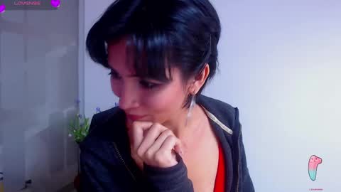 Sara online show from 02-13-25, 07:42