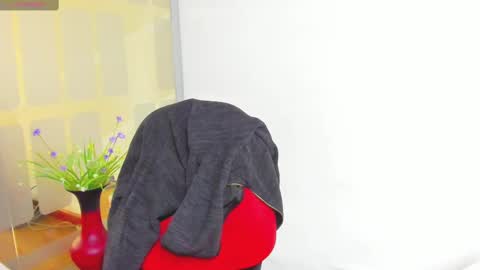 Sara online show from 02-23-25, 04:13