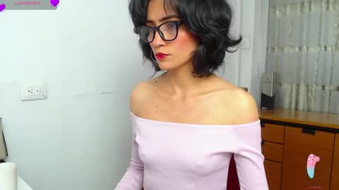 Sara online show from 11-06-25, 05:36