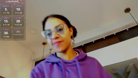 HANNA online show from 11-25-25, 12:05