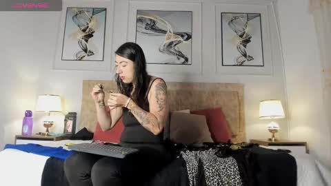 Snapshot of hanna_daze chatting on 02-17-26, 11:07 hanna_daze online show from 02-17-26, 11:07