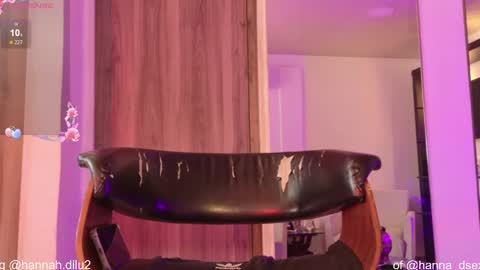 Snapshot of hanna_dilu chatting on 04-18-26, 03:05 hannah dilau online show from 04-18-26, 03:05
