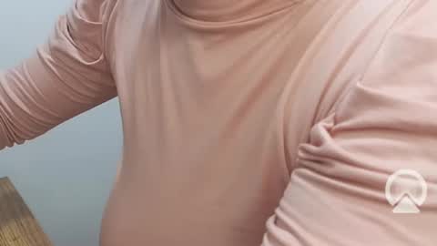 Snapshot of hanna_kiss chatting on 02-13-25, 02:52 Anna online show from 02-13-25, 02:52