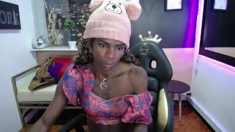 hanna_lamber online show from 01-11-25, 12:22