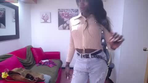 hanna_lamber online show from 09-22-25, 12:29