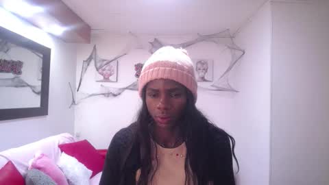 hanna_lamber online show from 10-14-25, 12:17