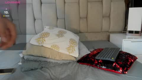 Hanna lens online show from 02-06-25, 06:13