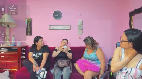 Hanna online show from 10-15-25, 01:44