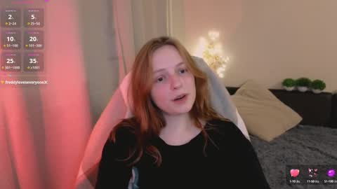Snapshot of hanna_melon chatting on 02-11-25, 07:05 Hanna  next stream is Mo 8pm-6am by CET online show from 02-11-25, 07:05