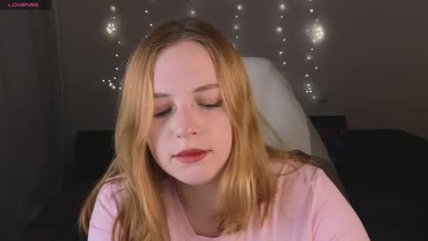 Snapshot of hanna_melon chatting on 10-20-25, 07:58 Hanna  next stream is Mo 8pm-6am by CET online show from 10-20-25, 07:58