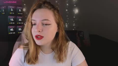 Snapshot of hanna_melon chatting on 10-25-25, 11:40 Hanna  next stream is Mo 8pm-6am by CET online show from 10-25-25, 11:40
