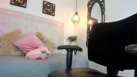 Hanna online show from 01-28-25, 08:04