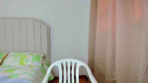 Hanna online show from 09-17-25, 04:19