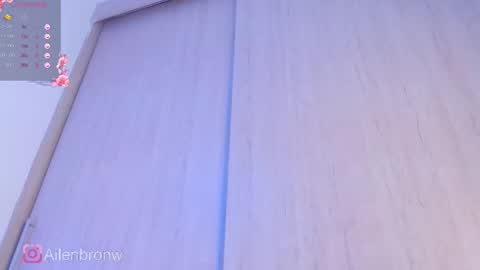 Eliana online show from 01-17-25, 01:36