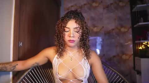 Snapshot of hannachris chatting on 01-11-26, 11:10 Hanna online show from 01-11-26, 11:10