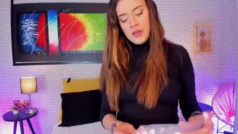 Hanna online show from 10-12-25, 03:16