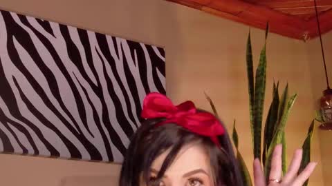 Snapshot of hannah_borbon_ chatting on 10-01-25, 08:48 Hannah  online show from 10-01-25, 08:48
