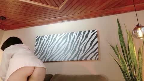 Hannah  online show from 11-06-25, 02:45