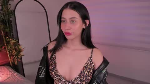 Hannah online show from 02-19-25, 10:09