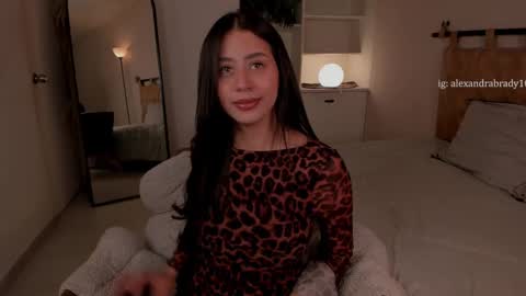 Hannah online show from 10-02-25, 11:34