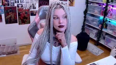 Hannah online show from 10-20-25, 11:27