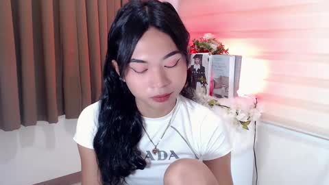 Snapshot of hannah_davis69 chatting on 01-07-25, 01:06 Alex online show from 01-07-25, 01:06