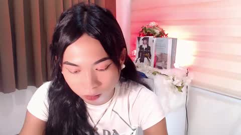 Snapshot of hannah_davis69 chatting on 01-07-25, 04:08 Alex online show from 01-07-25, 04:08