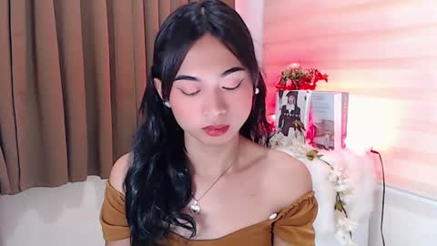 Snapshot of hannah_davis69 chatting on 01-18-25, 03:09 Alex online show from 01-18-25, 03:09