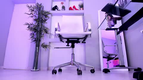 HANNAH HOWELL online show from 01-23-25, 11:58