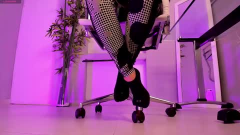 HANNAH HOWELL online show from 02-26-25, 09:42